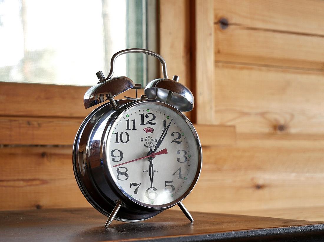 An alarm clock